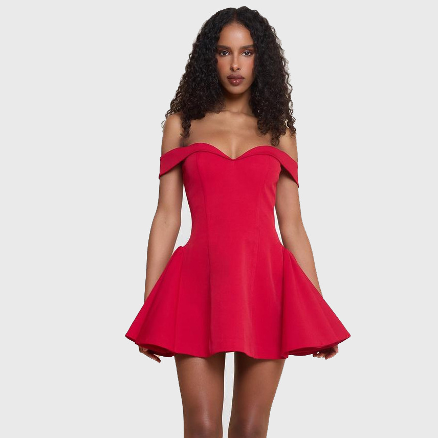 Annabel strapless figure-hugging short skirt