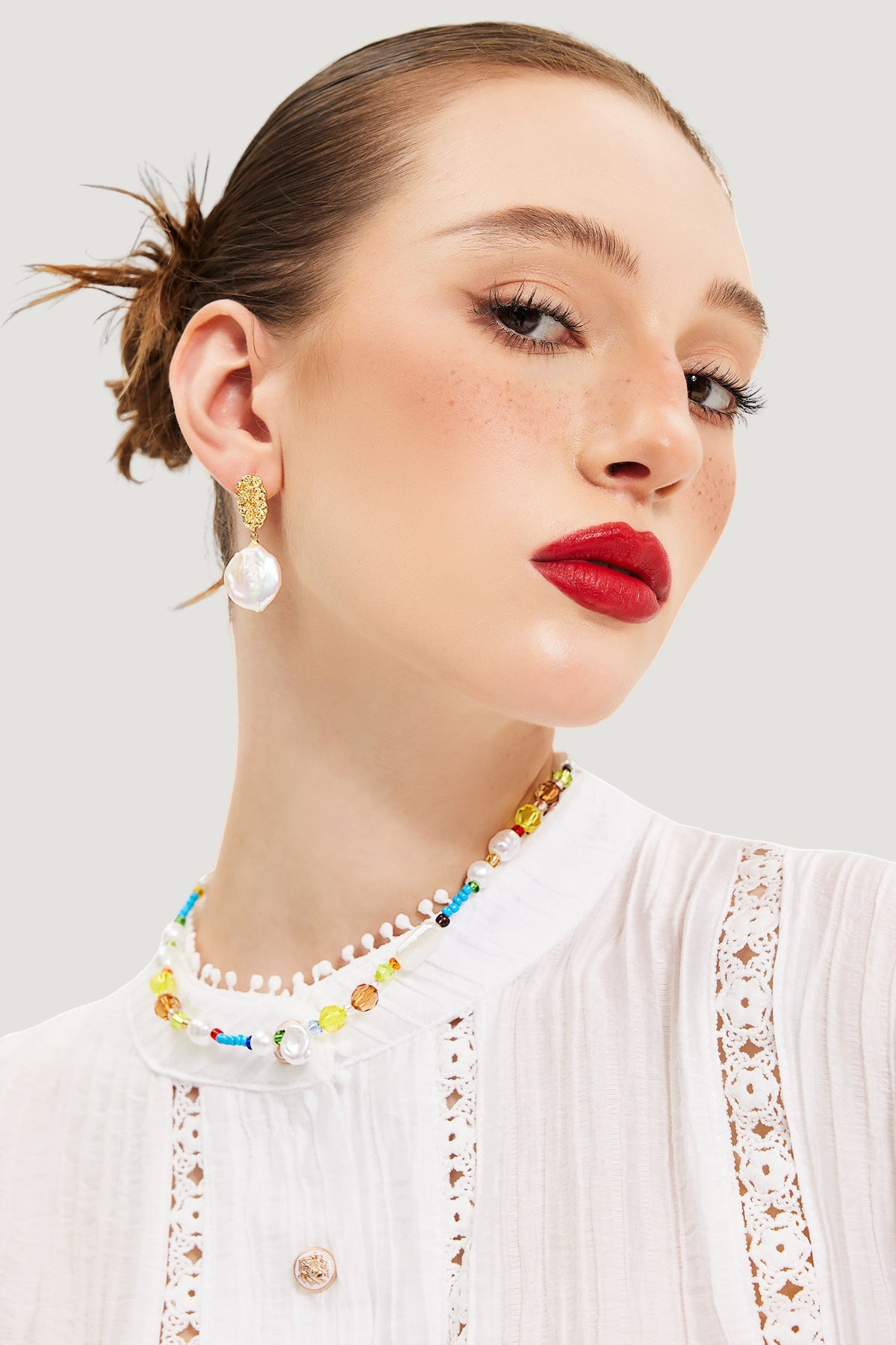 Faux Pearl Beaded Pendant Necklace