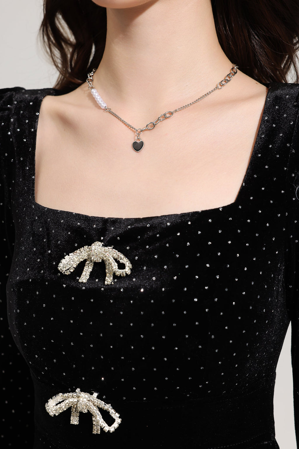 Faux Pearl Heart Pattern Necklace