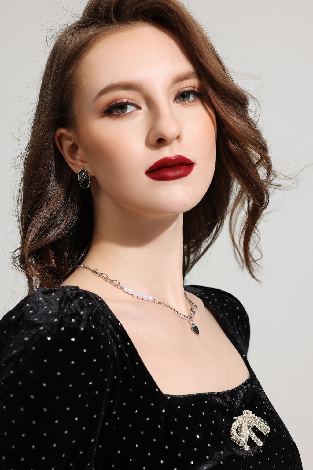 Faux Pearl Heart Pattern Necklace