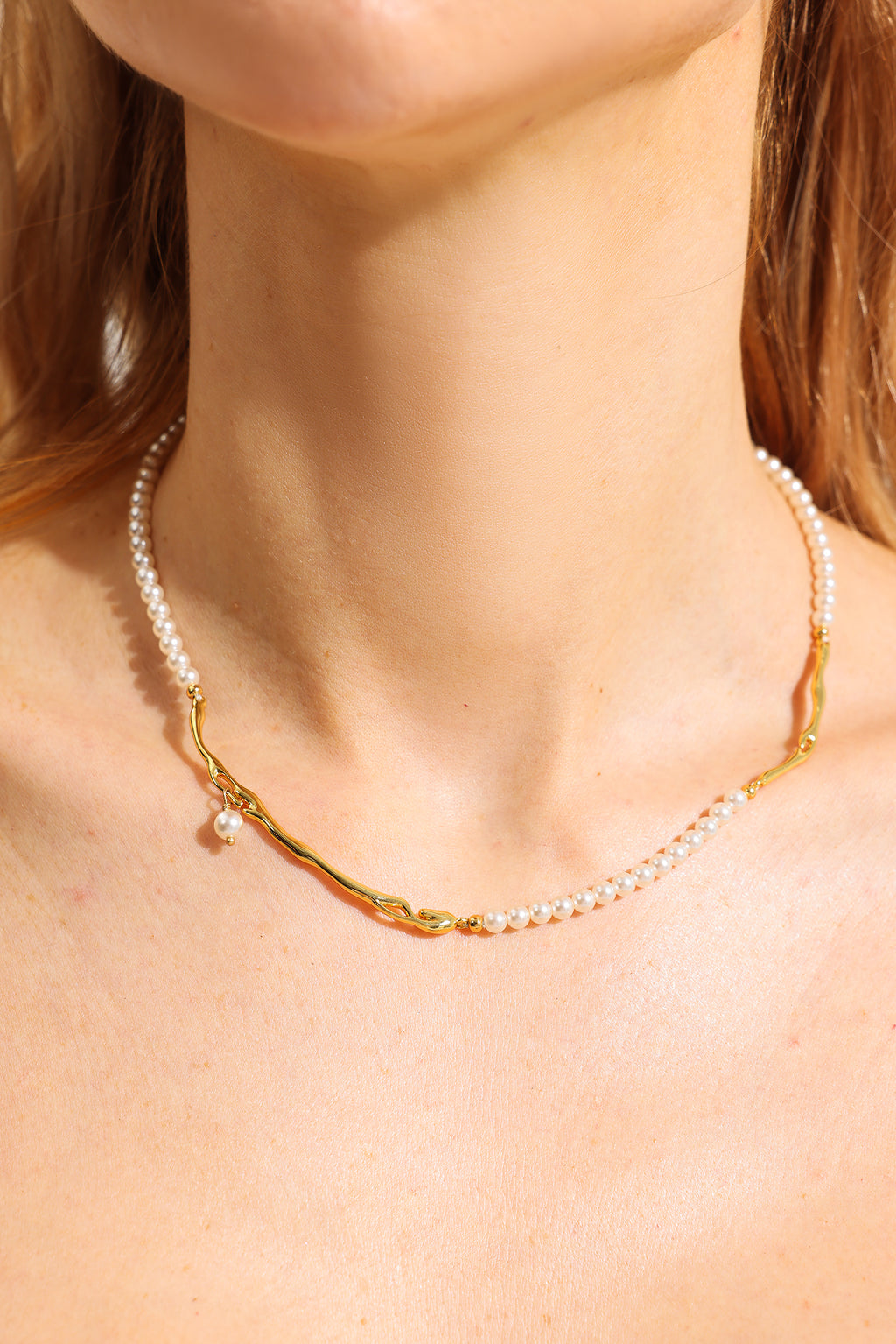 Faux Pearl Metal Necklace