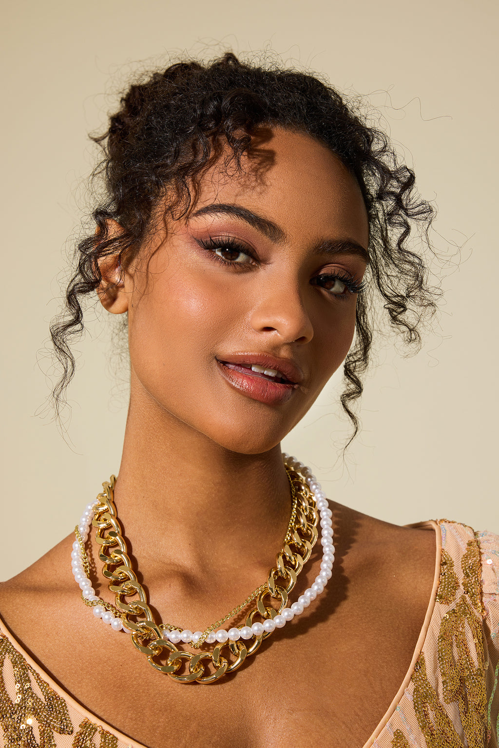 Faux Pearl Metal Chain Multi-Layered Necklace
