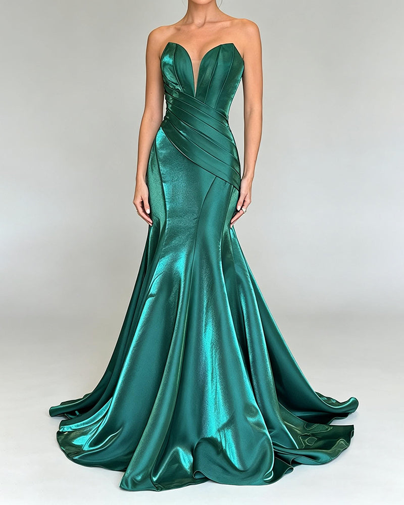 Karina Green Strapless Sweetheart Metallic Mermaid Evening Gown